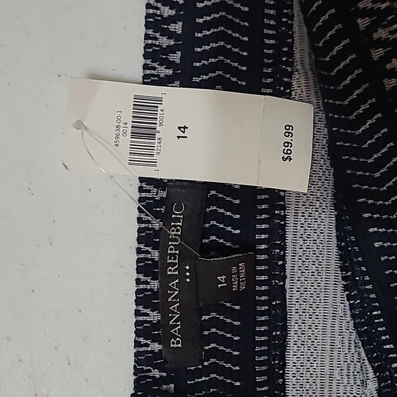 NWT Banana Republic navy blue patterned with flounce hem skirt size 14 - Picture 3 of 7